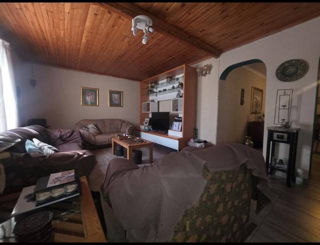 4 BEDROOM HOUSE FOR SALE IN ELANDSPARK